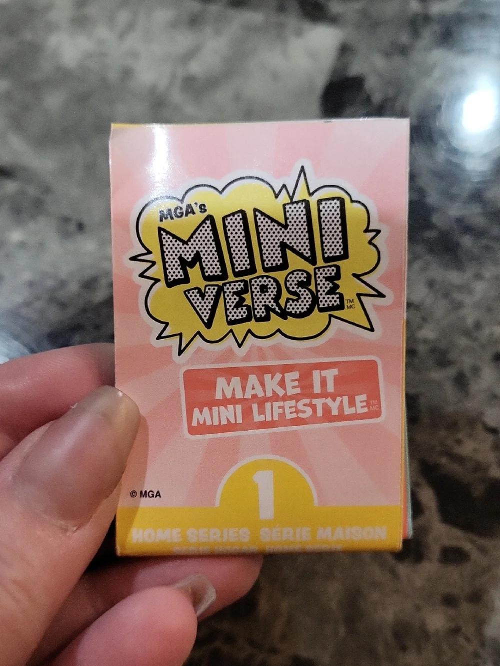 Miniverse Make It Mini Warbler Birdbath